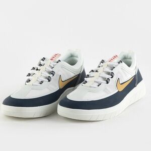 NIKE SB Nyjah Free 2 Skate Shoes Size 11.5 Navy Combo